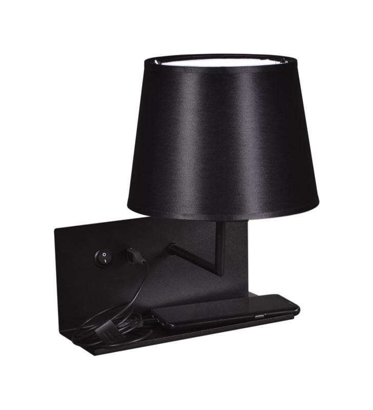 Czarny kinkiet przyłóżkowy Esseo półka i gniazdo USB włącznik na lampie