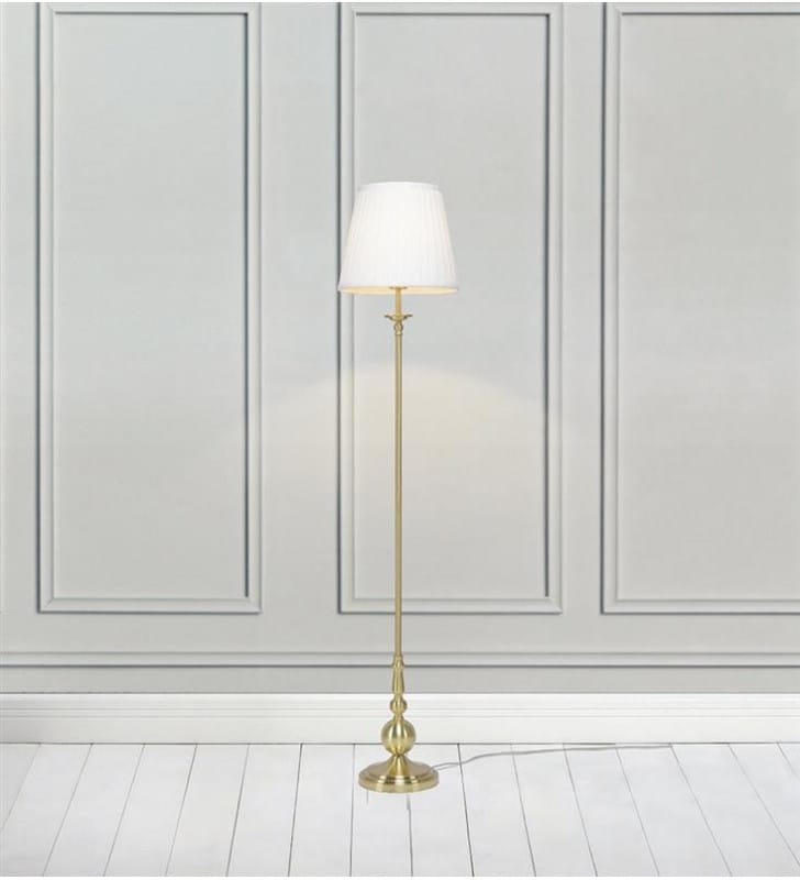 Klasyczna lampa podłogowa do sypialni Imperia biały plisowany abażur złota podstawa do wnętrz stylowych klasycznych